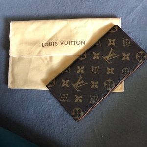 Vintage Louis Vuitton Bi-Fold Wallet